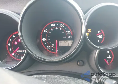 2005 Toyota Matrix from USA, damaged, VIN 2T1LR32E35C338454